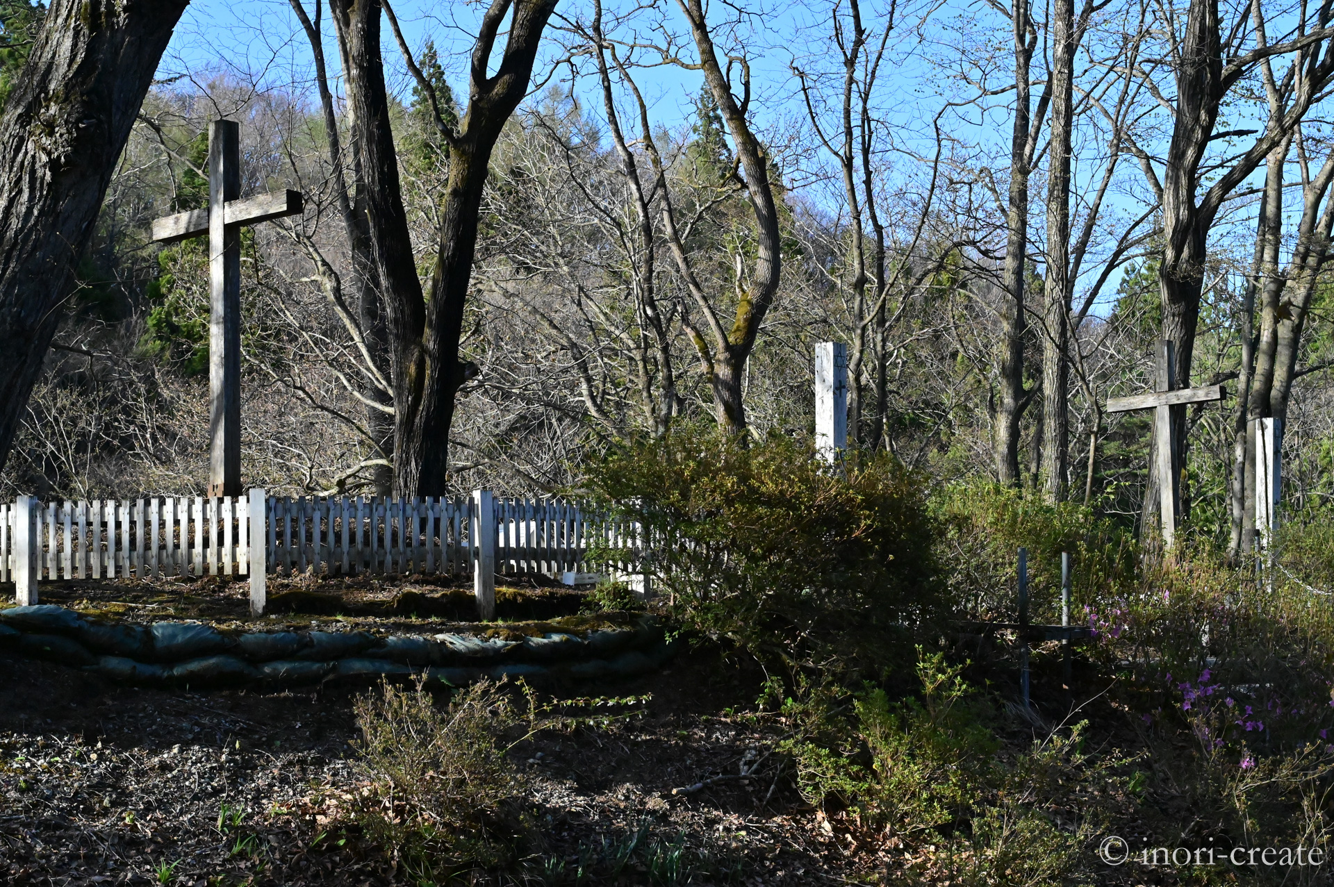 青森県新郷村のキリストの里公園にあるキリストのお墓