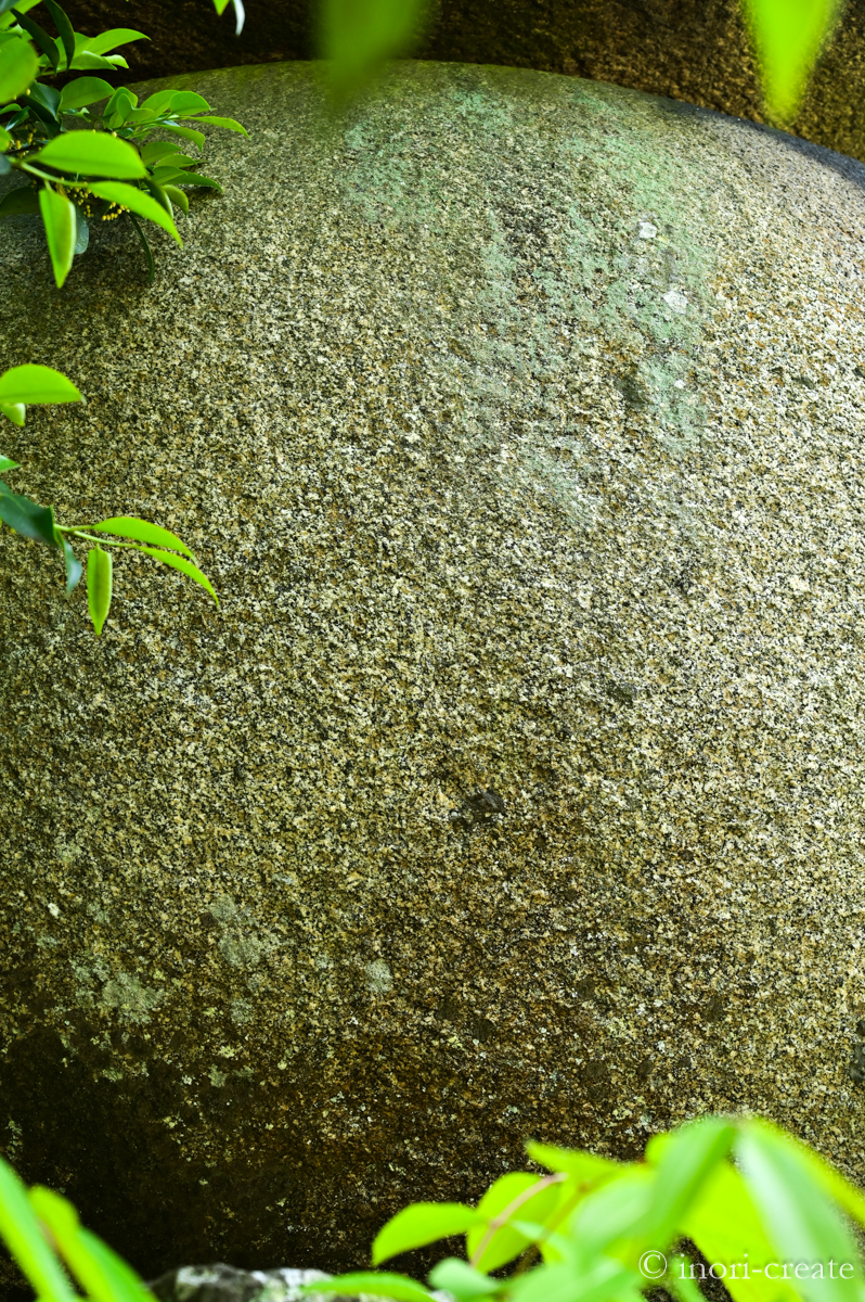 京都石清水八幡宮の航海五輪塔